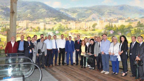 İlçe Milli Eğitim Müdürümüz Sn. Gürhan ÇOKGEZER´den Panaroma 1326 Bursa Fetih Müzesi´ne Ziyaret