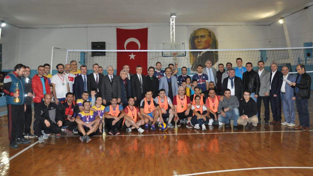 Osmangazi İlçe Milli Eğitim Müdürlüğü  Okullar Arası Voleybol Turnuvası Sona Erdi