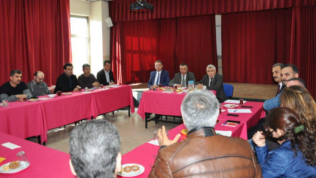 İlçe Milli Eğitim Müdürümüz Sn. Gürhan ÇOKGEZER Başkanlığında BİLSEM Toplantısı Yapıldı