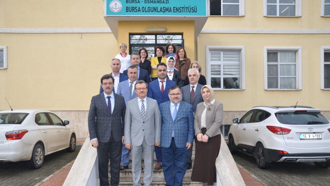 Bursa Uludağ Üniversitesi Rektörü Prof. Dr. Ahmet Saim Kılavuz  Olgunlaşma  Enstitüsü'nü  Ziyaret Etti
