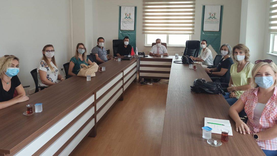 Şehit Yunus Yılmaz Ortaokulu İlçe Milli Eğitim Müdürü Gürhan ÇOKGEZER'i Ziyaret Etti