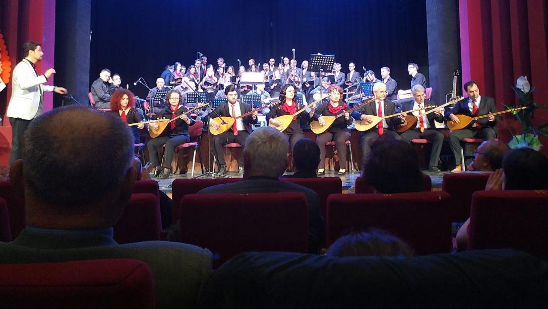 İlçe Milli Eğitim Müdürlüğü Korosundan 4. Geleneksel Türk Halk Müziği Bahar Konseri