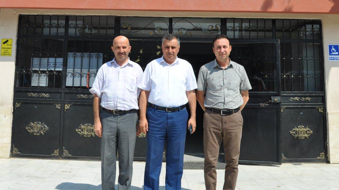 İlçe Milli Eğitim Müdürümüz Sn. Gürhan ÇOKGEZER, Dr.Ayten Bozkaya İlkokulu'nu ziyaret etti. 