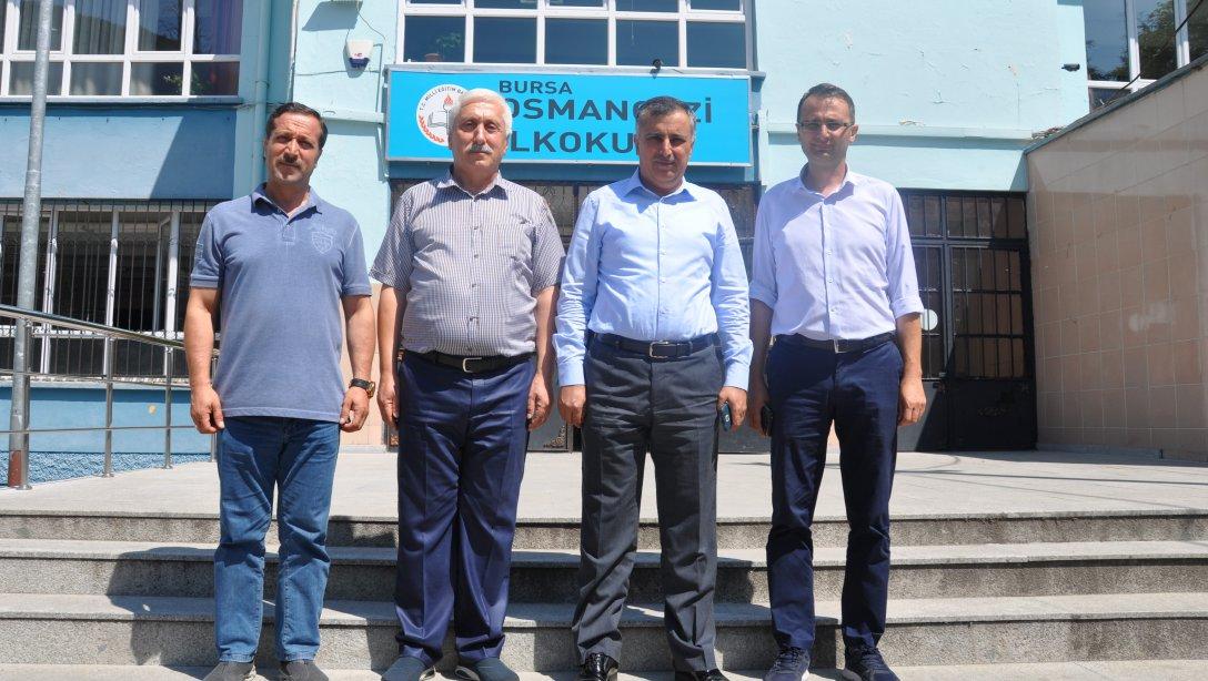  İlçe Milli Eğitim Müdürümüz Sn. Gürhan ÇOKGEZER, Osmangazi İlkokulu ve Osmangazi Ortaokulu'nu ziyaret etti. 