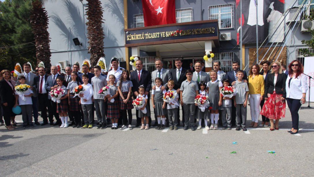 2019- 2020 Eğitim-Öğretim Yılı İlköğretim Haftası Kutlama Programı Bursa'da coşkuyla kutlandı 
