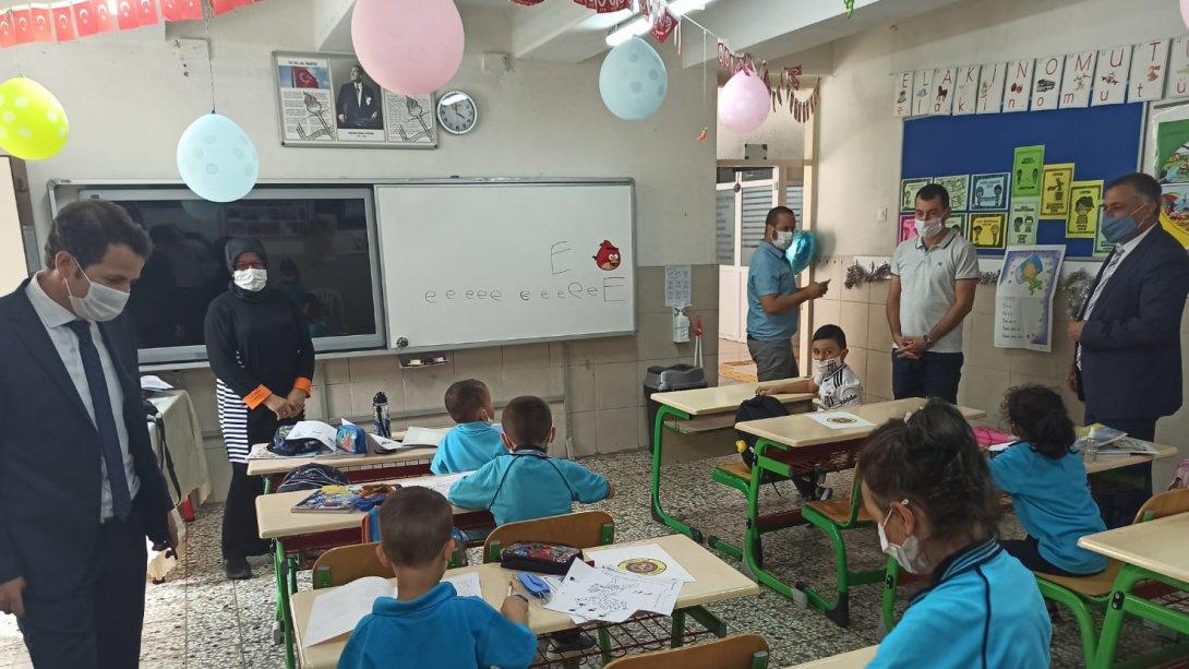 İlçe Milli Eğitim Müdürü ÇOKGEZER'in Osmangazi İlkokulunu Ziyareti