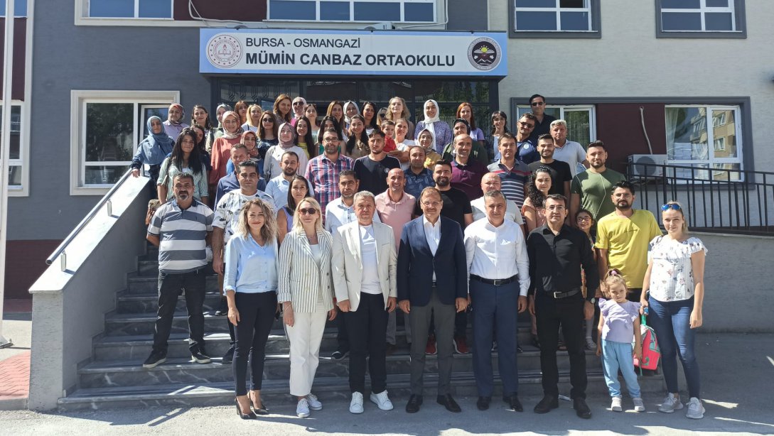 Bursa Milletvekili Hakan ÇAVUŞOĞLU ilçemiz Mümin Canbaz Ortaokulunu Ziyaret Etti